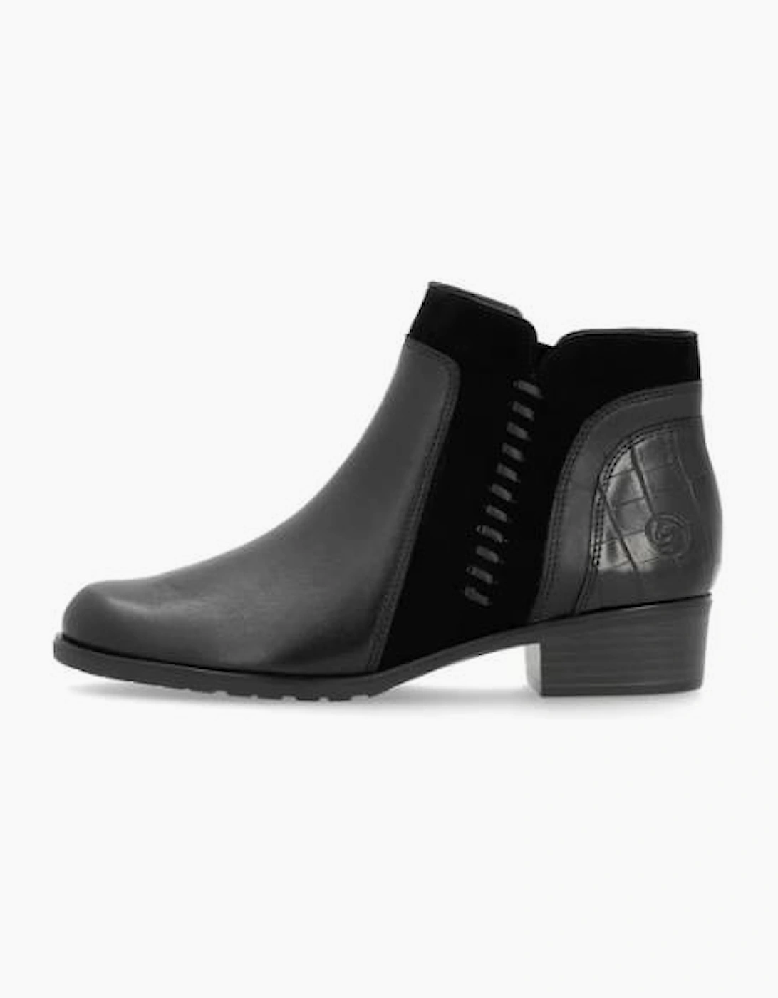 Remonte ladies boot D6893-02 in Black