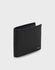 Black 001