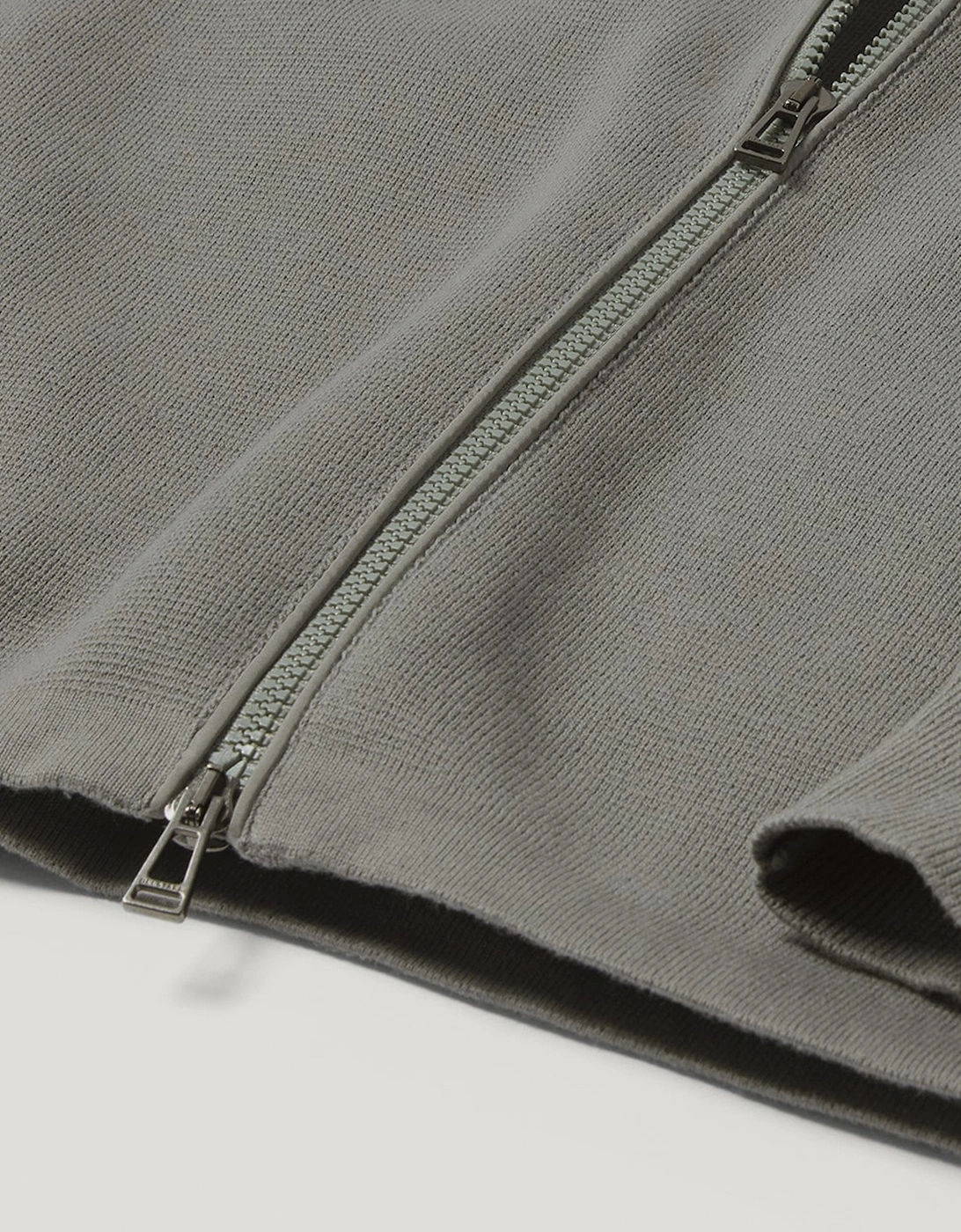CONSOLE HYBRID HOODED TOP