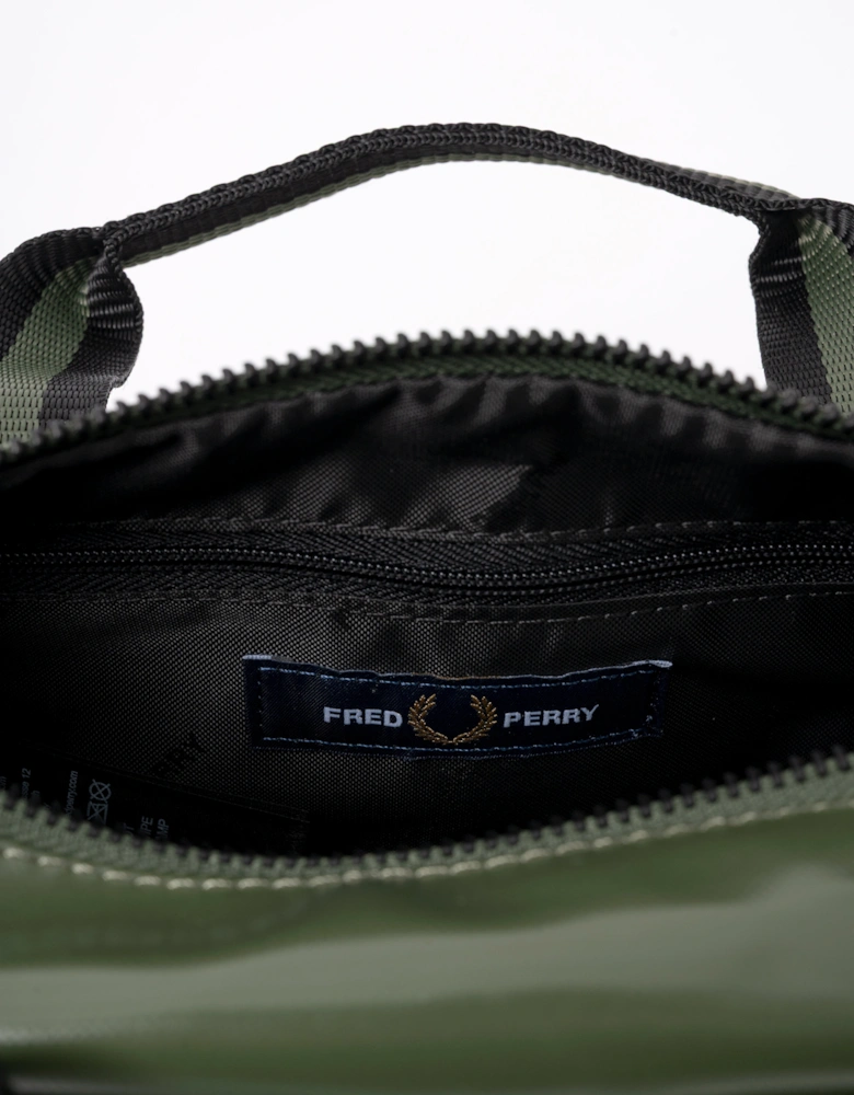 Fred Perry Classic Mini Barrel Bag - Laurel Wreath Green/Black Z50