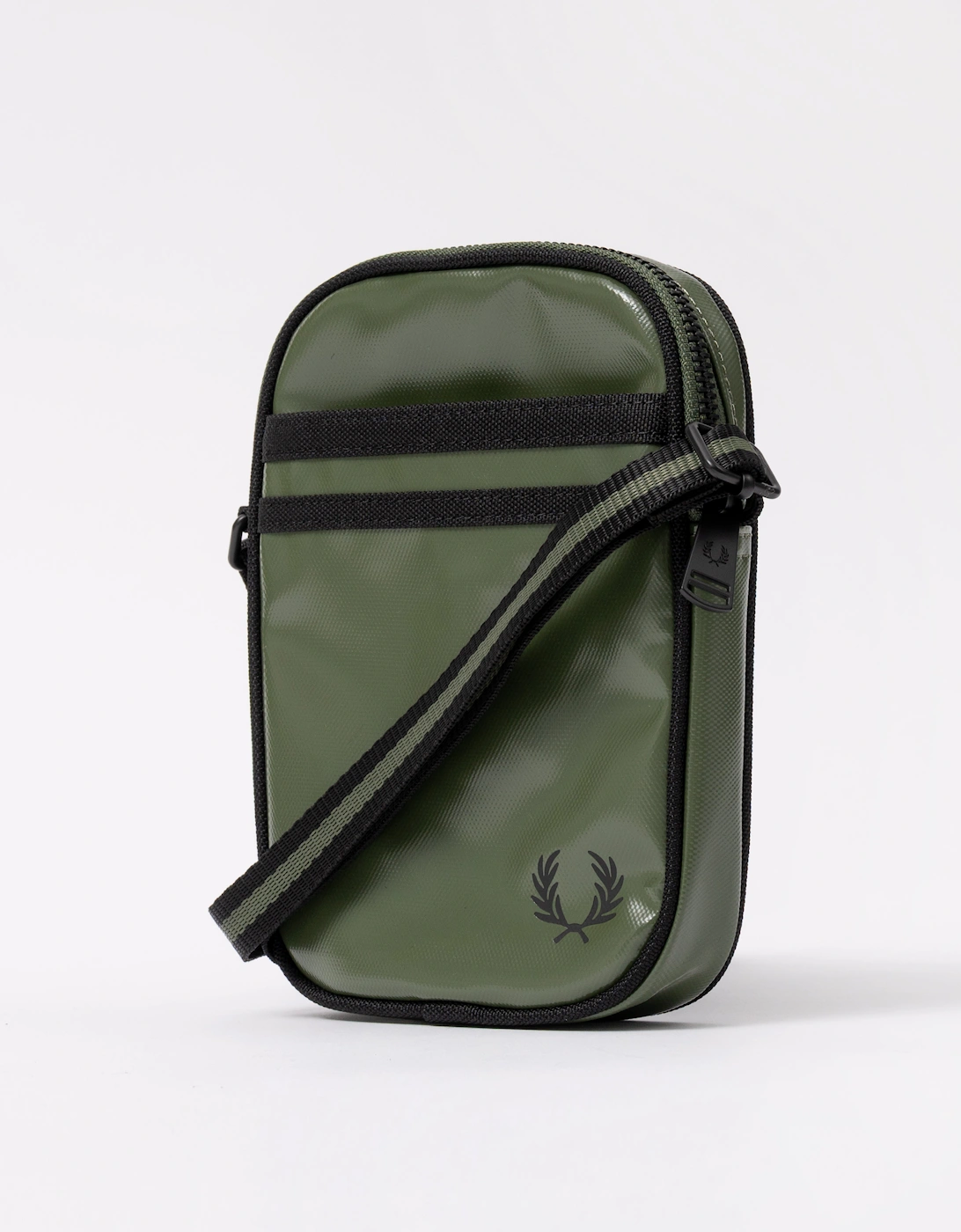 Fred Perry Classic Small Side Bag - Laurel Wreath Green/Black Z50