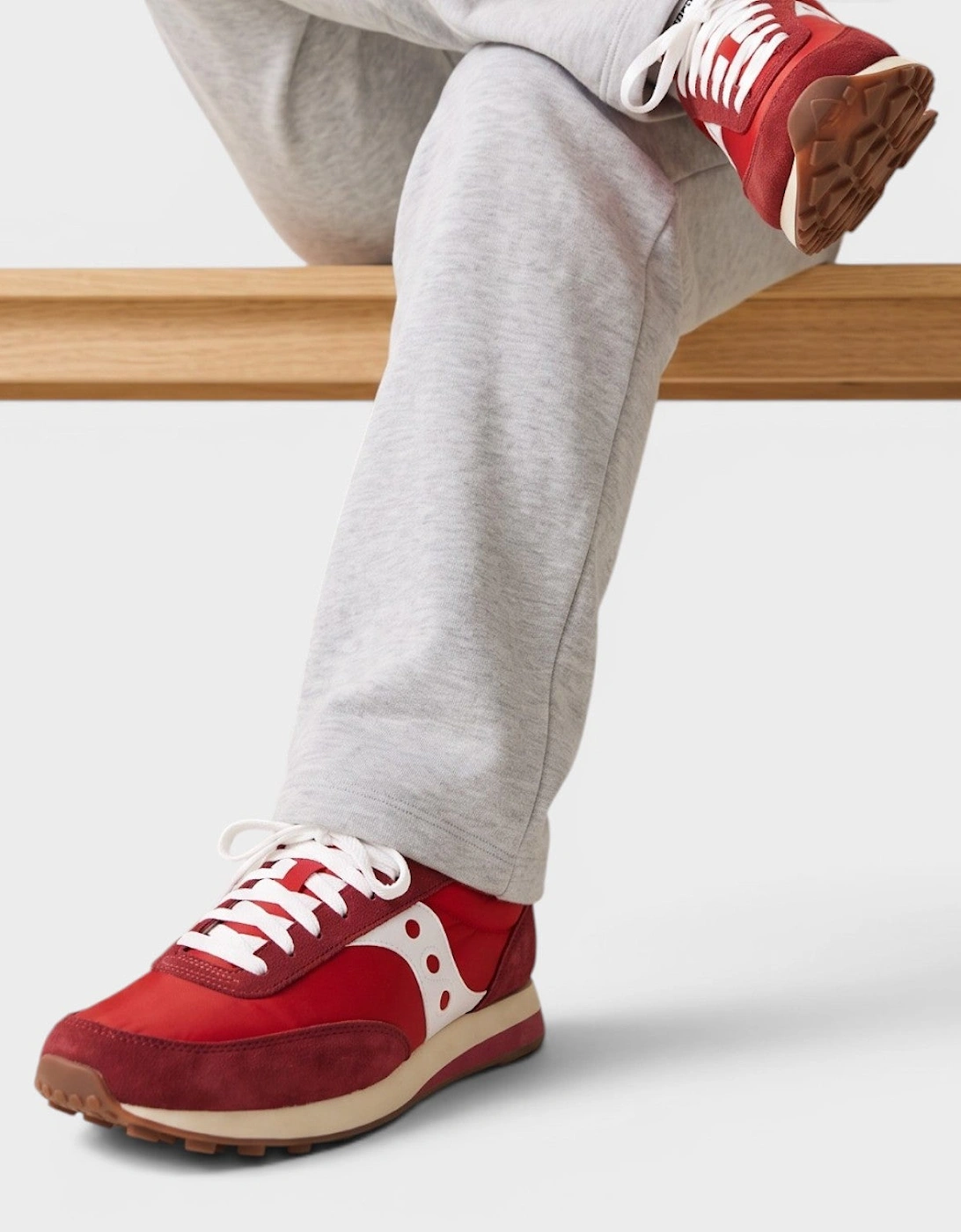 Trainer 80 Red White