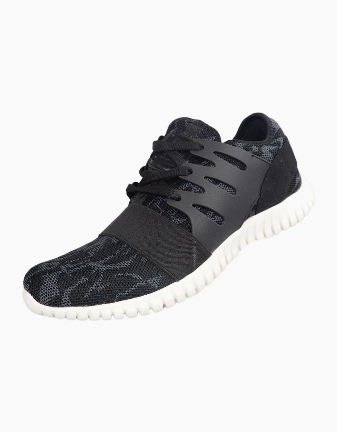 URBO Mesh Black Trainer