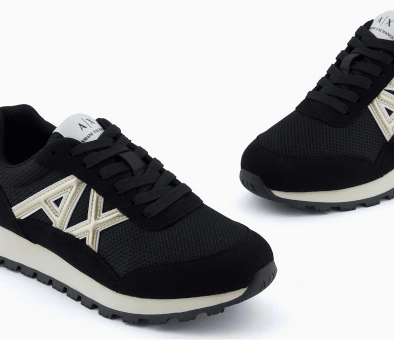 Mesh Black/Gold Runner Trainer