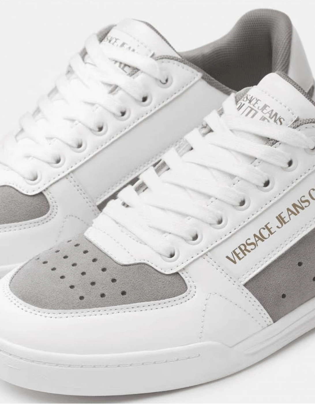 Brooklyn Gold Logo Low-Top Suede White/Grey Trainers