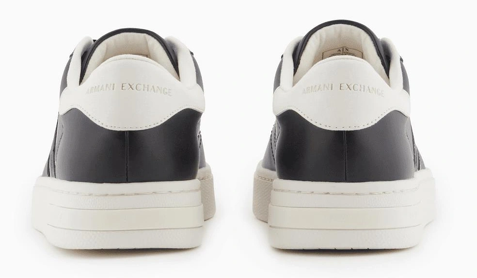 Low Top Black/White Sneaker Trainer