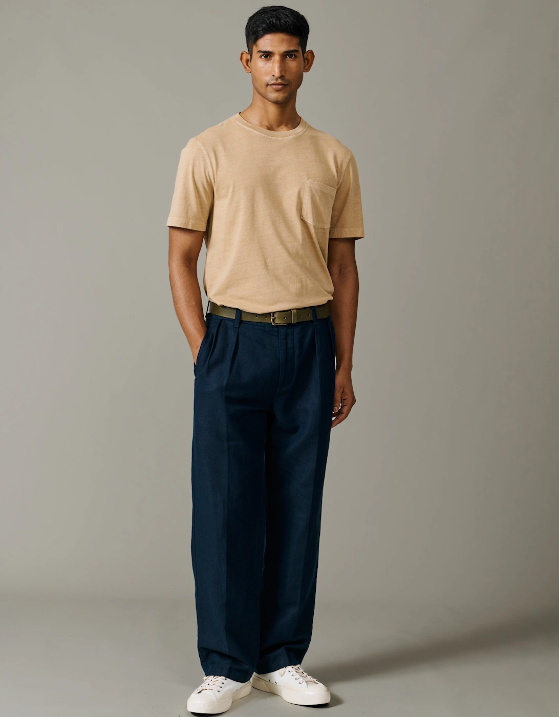 Hareby Garment Dyed Pocket T-Shirt