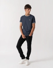 Thumbnail 4 of 4