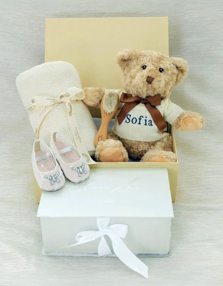 The Baby Gifting Company x Aruna Seth Ivory Gift Set