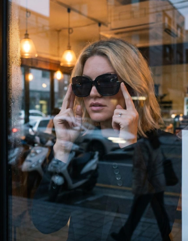 Ruby Rocks 'Elizabeth' Square Sunglasses In Black RR73-3
