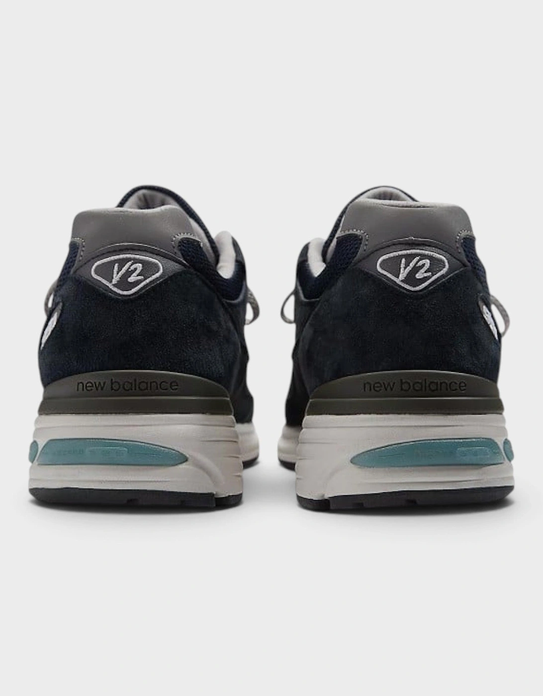 991v2 Made in England Dark Navy