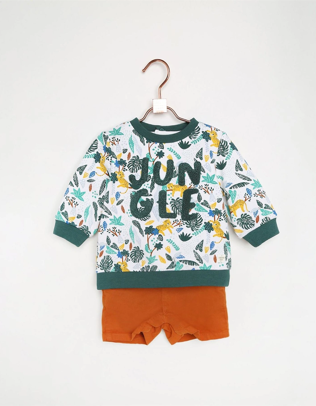 Sweatshirt