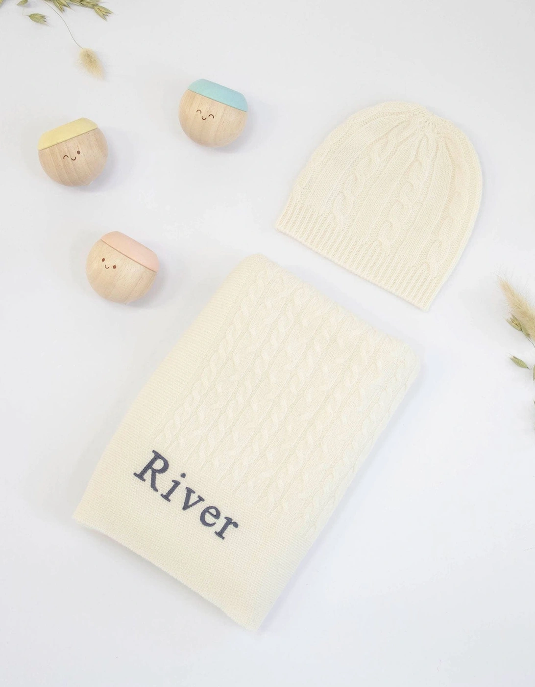 Cable Knit Cashmere and Sensory Balls in Ivory