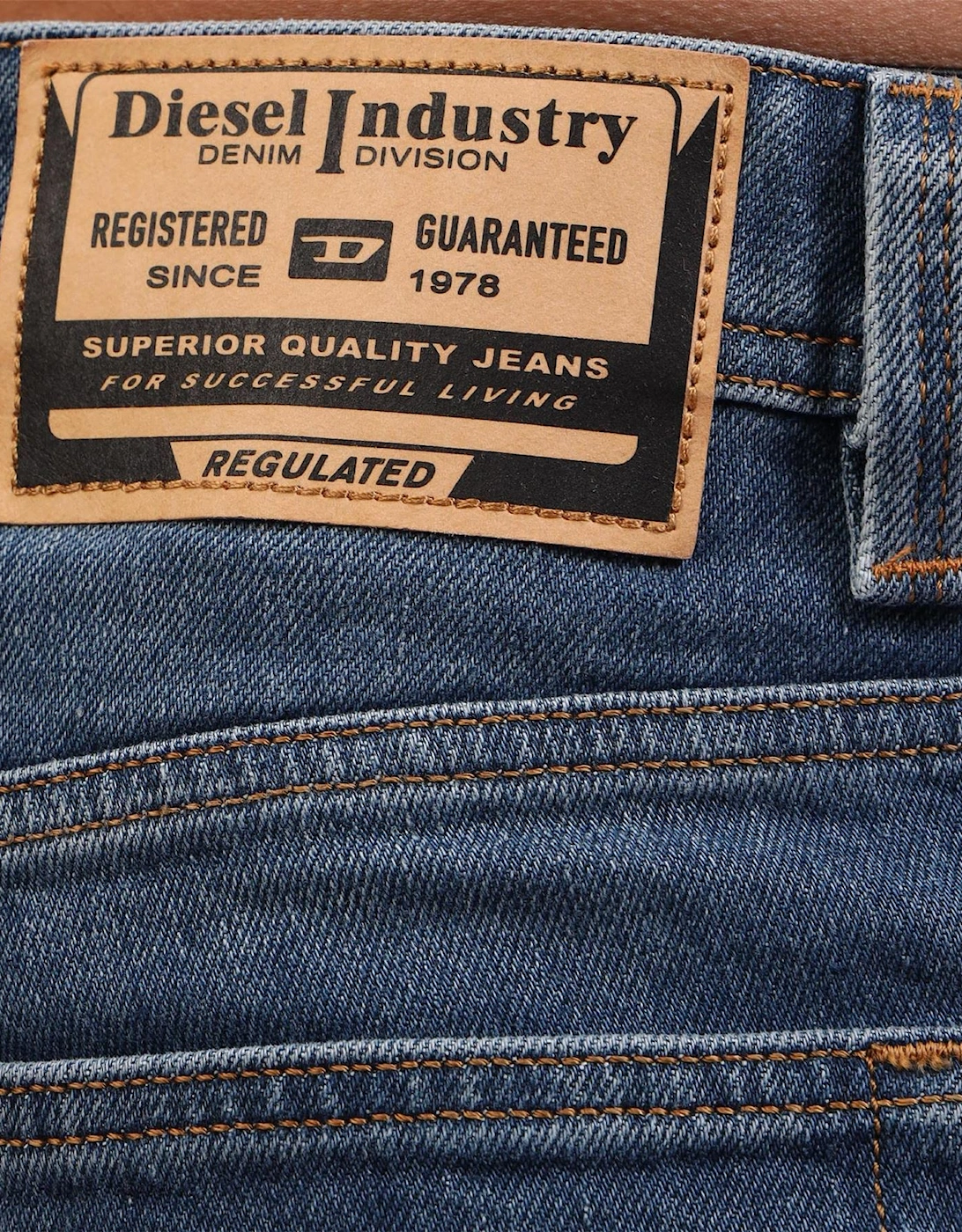 Five Pocket Design Straight Leg Jeans
