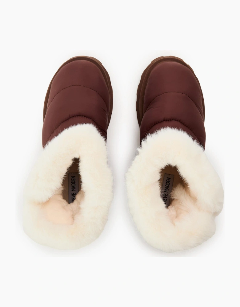 Frostee Snug Boots with Toggle Closure