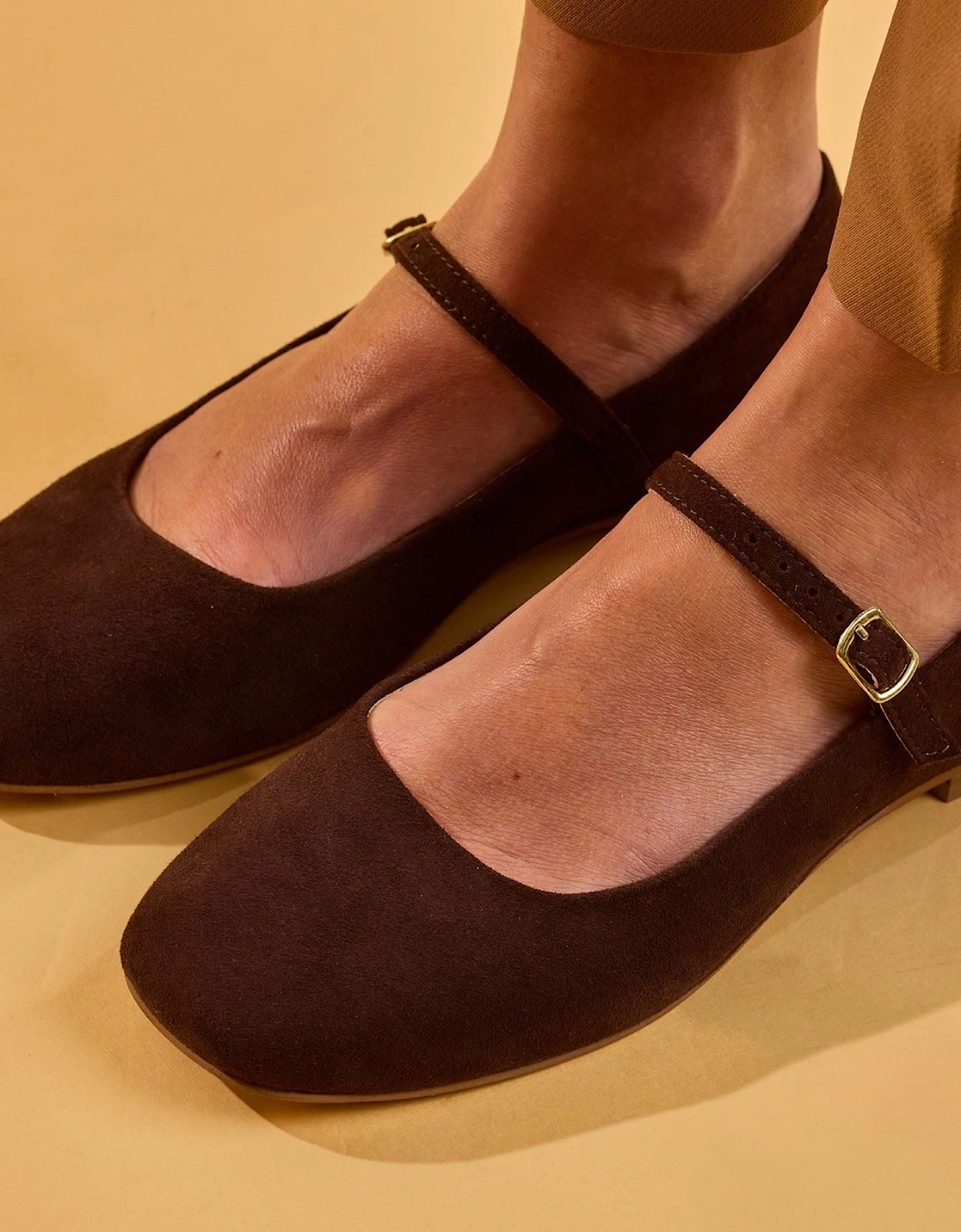 Hush Puppies Pasha Suede Women's Chocolate Flats