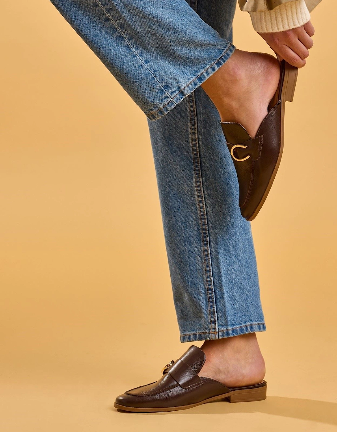 Hush Puppies Calla Leather Women's Chocolate Mules
