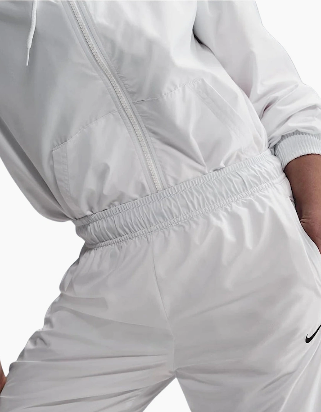 Nike Sportswear Classic Woven Mid-Rise Loose White Joggers