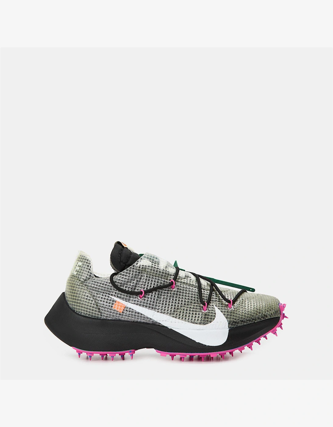 Nike Low Top Round Toe Sneakers