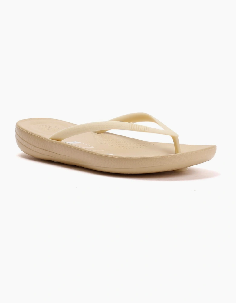 FitFlop IQUSHION X PANTONE Flip-Flops