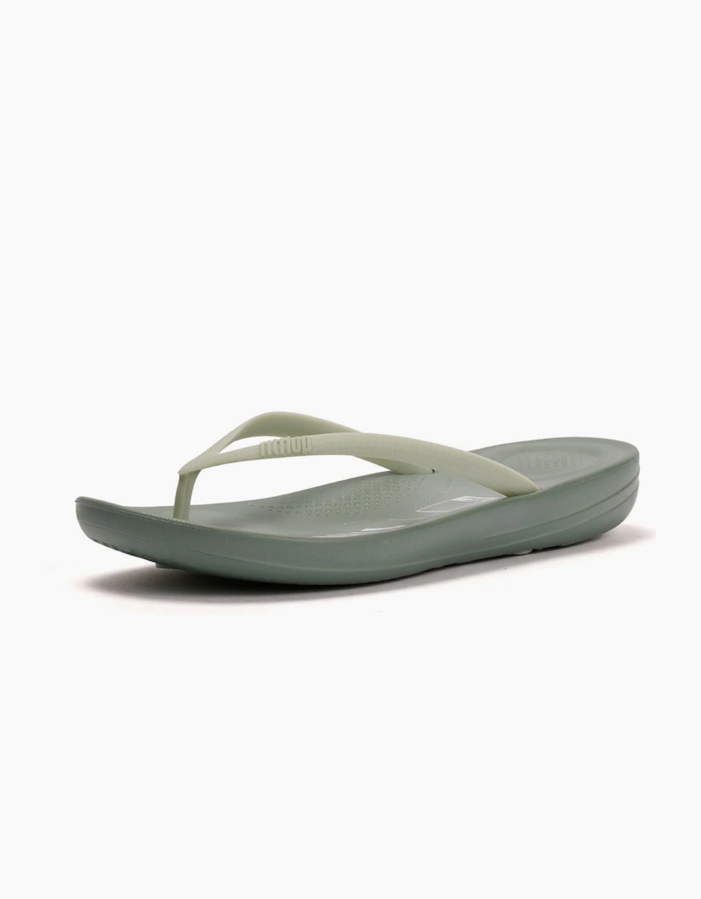 FitFlop IQUSHION X PANTONE Flip-Flops