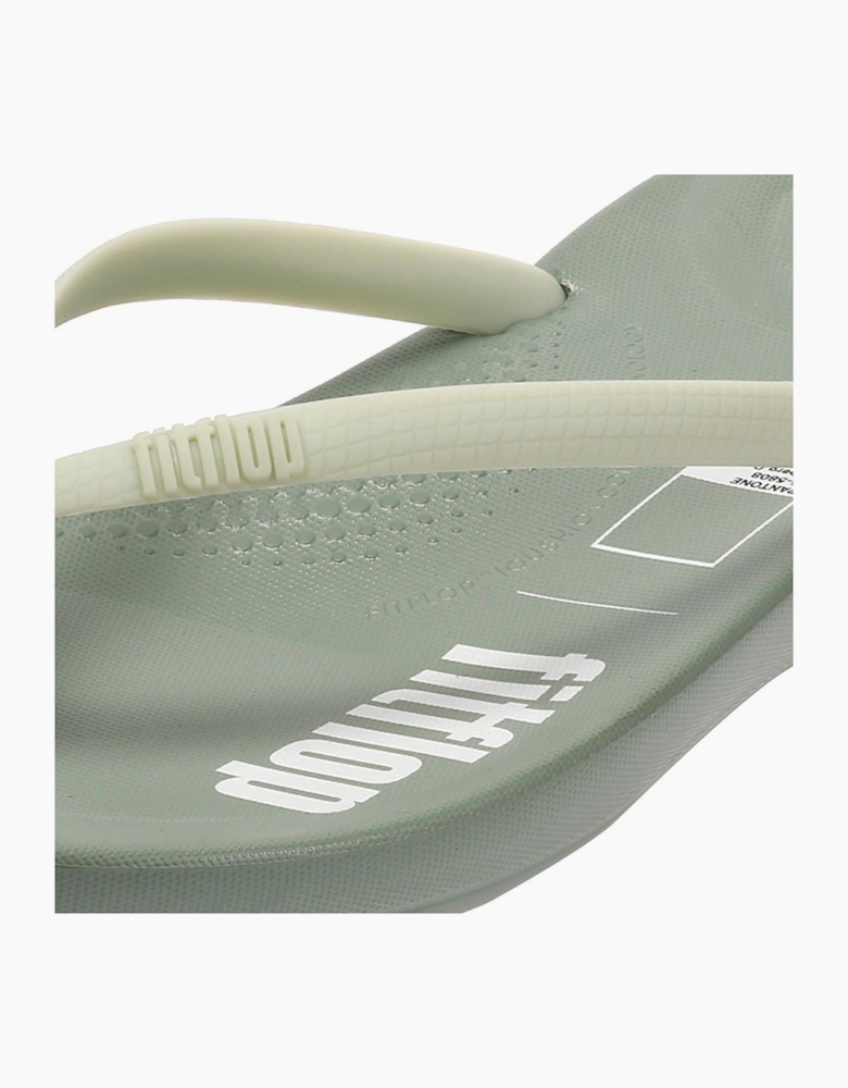 FitFlop IQUSHION X PANTONE Flip-Flops