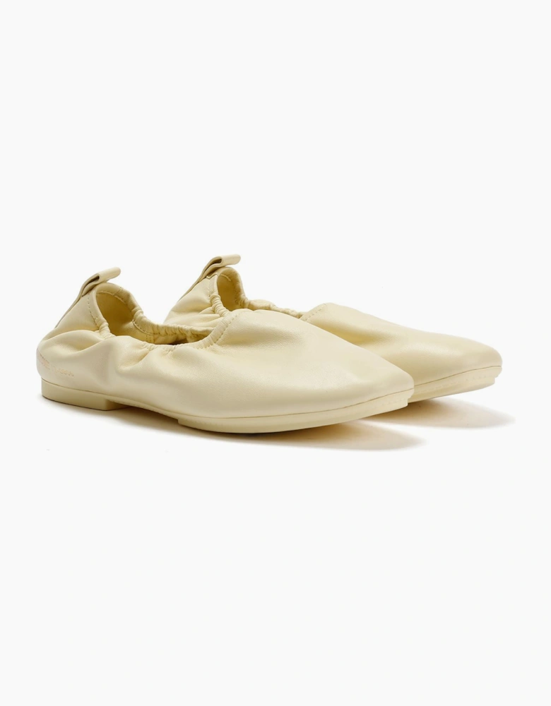 FitFlop DELICATO X PANTONE Poise Leather Ballerinas
