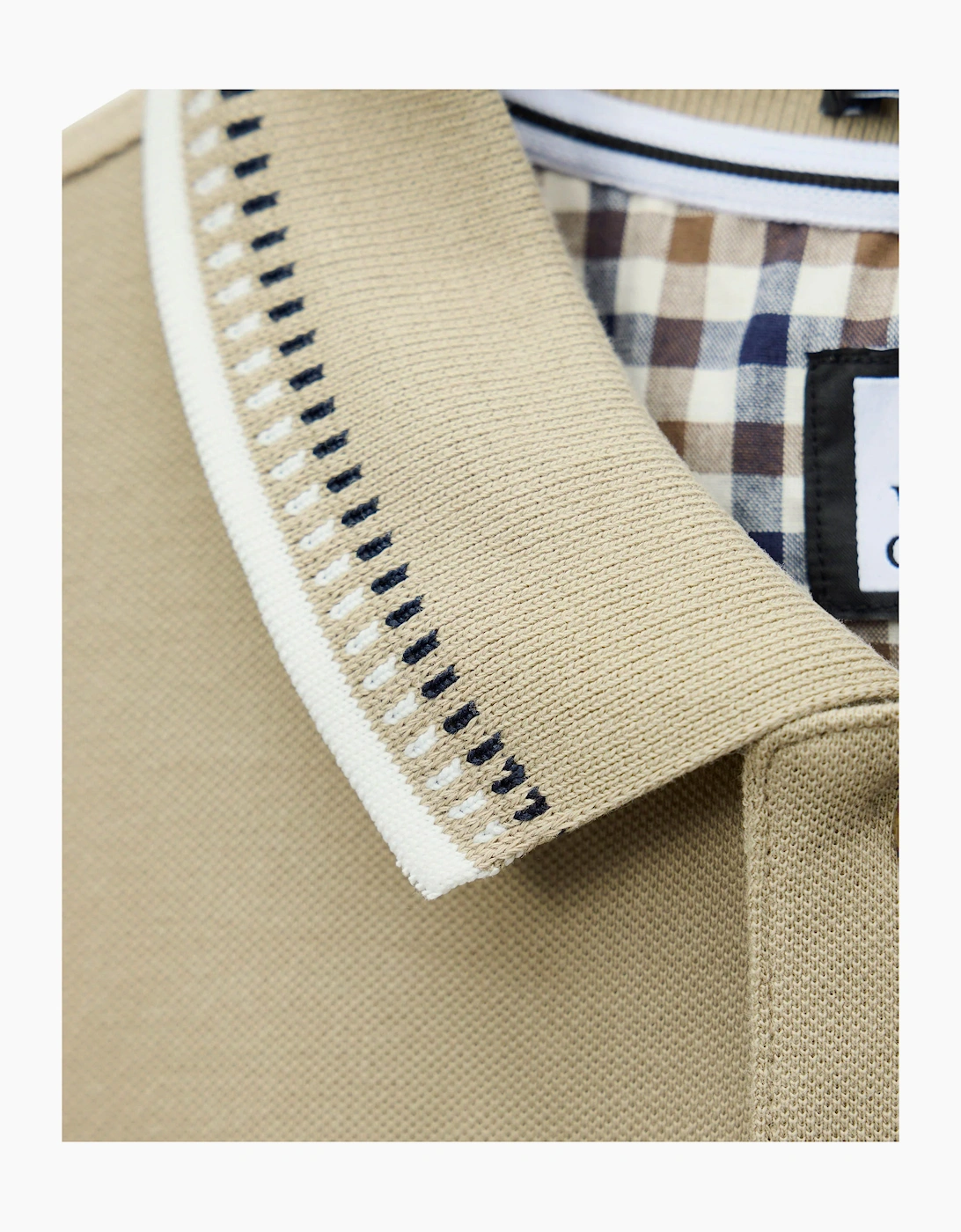 Weekend Offender Rockhampton dash tipped polo Rock
