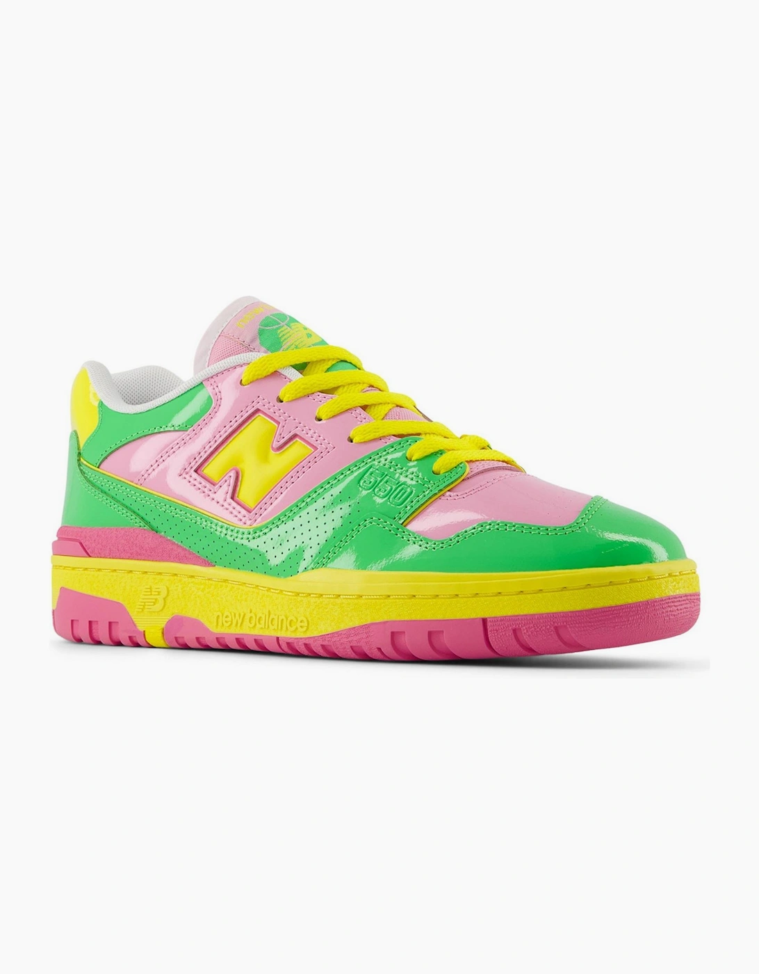 550 Low Top Sneakers