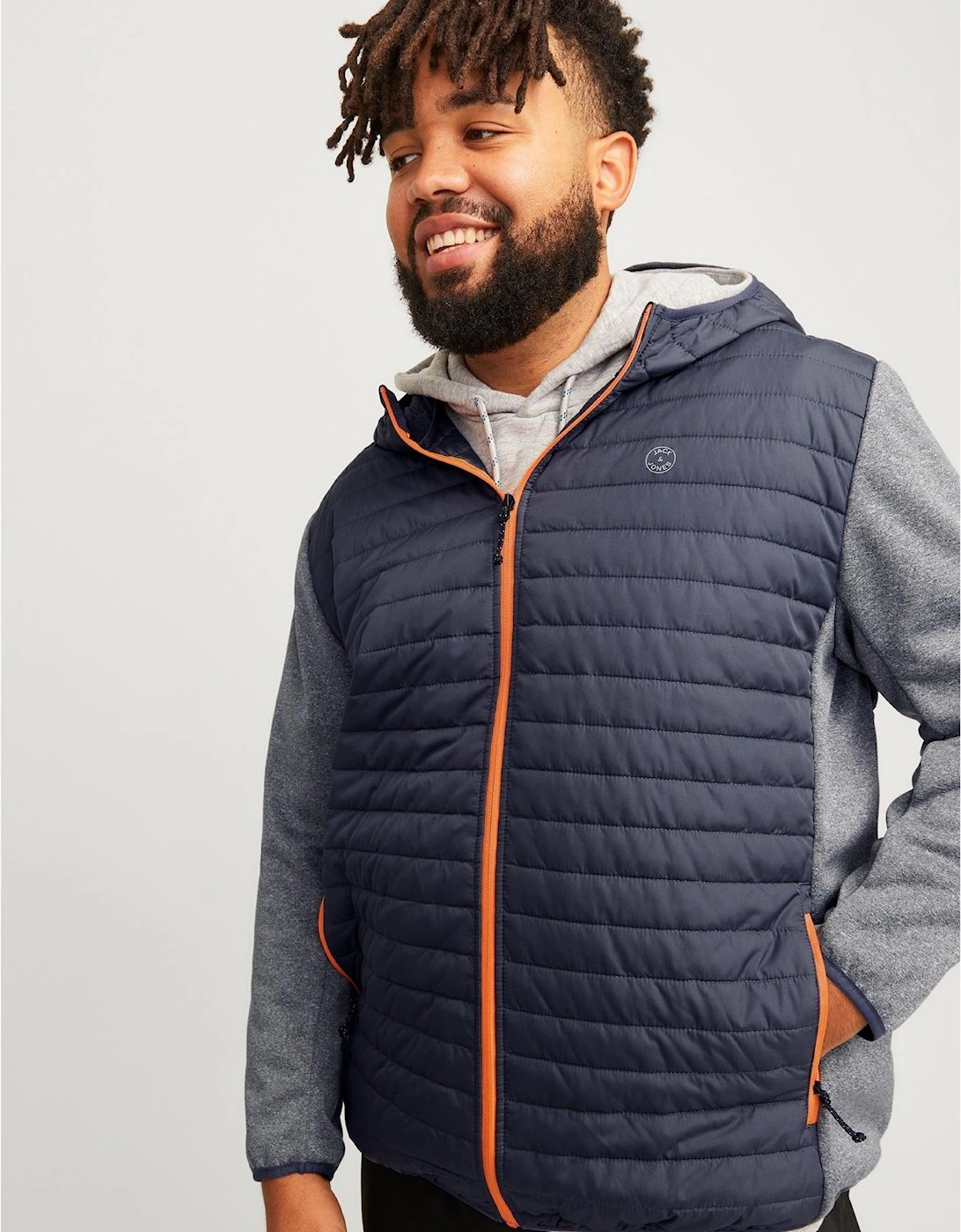 Solid Patterned Hooded Ribbed Cuff Puffer Jacket