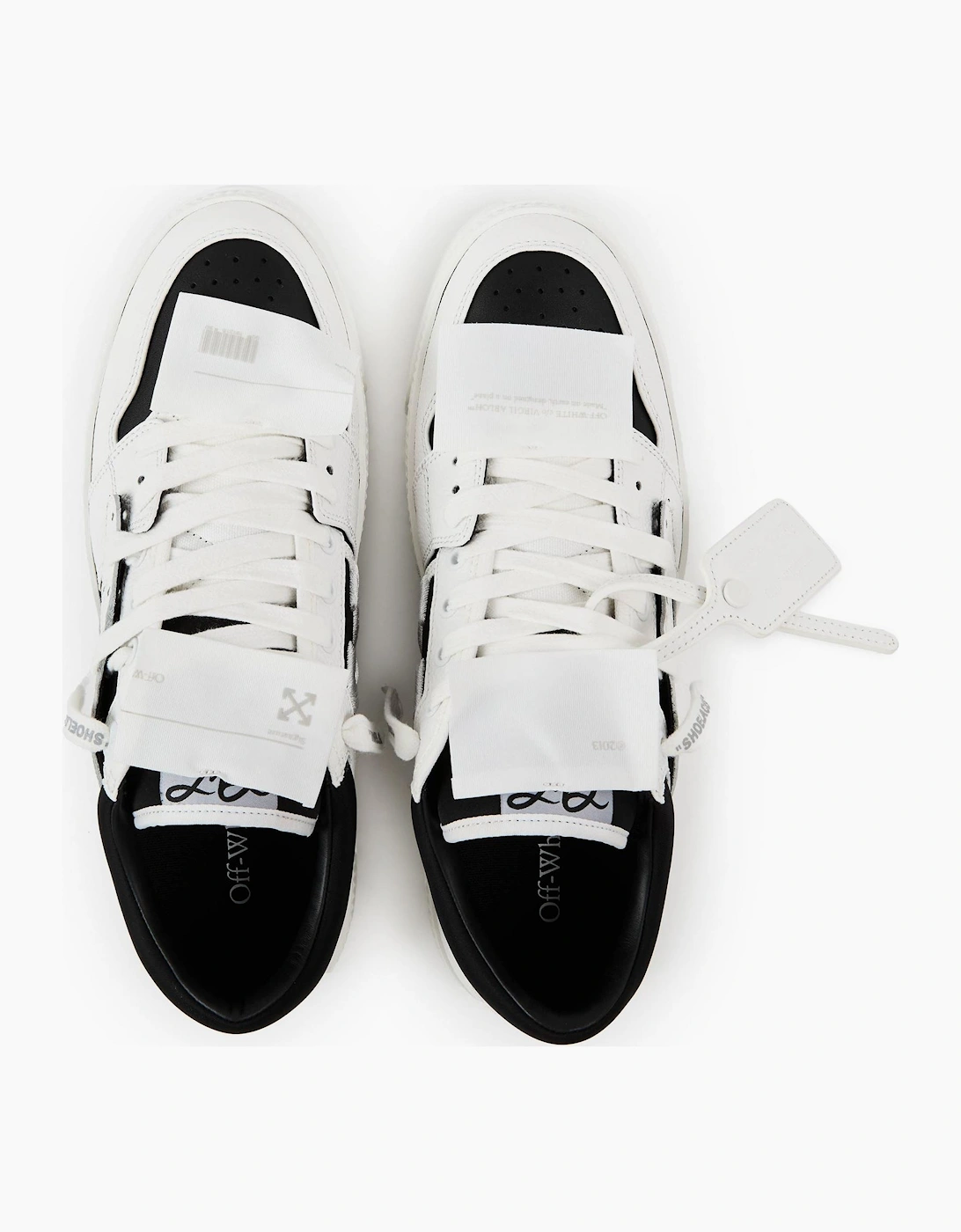 Mens 3.0 Court Low Eye Catching Silhouette Trainers