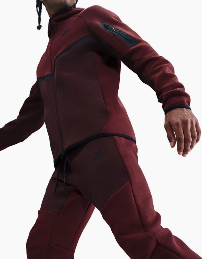 Tech Fleece Solid Patterned Joggers