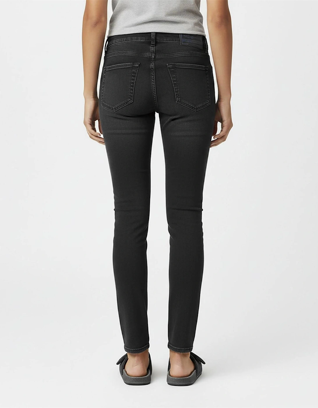 Diesel Women's Black Slnd L32 Pntl - Size 30 L32