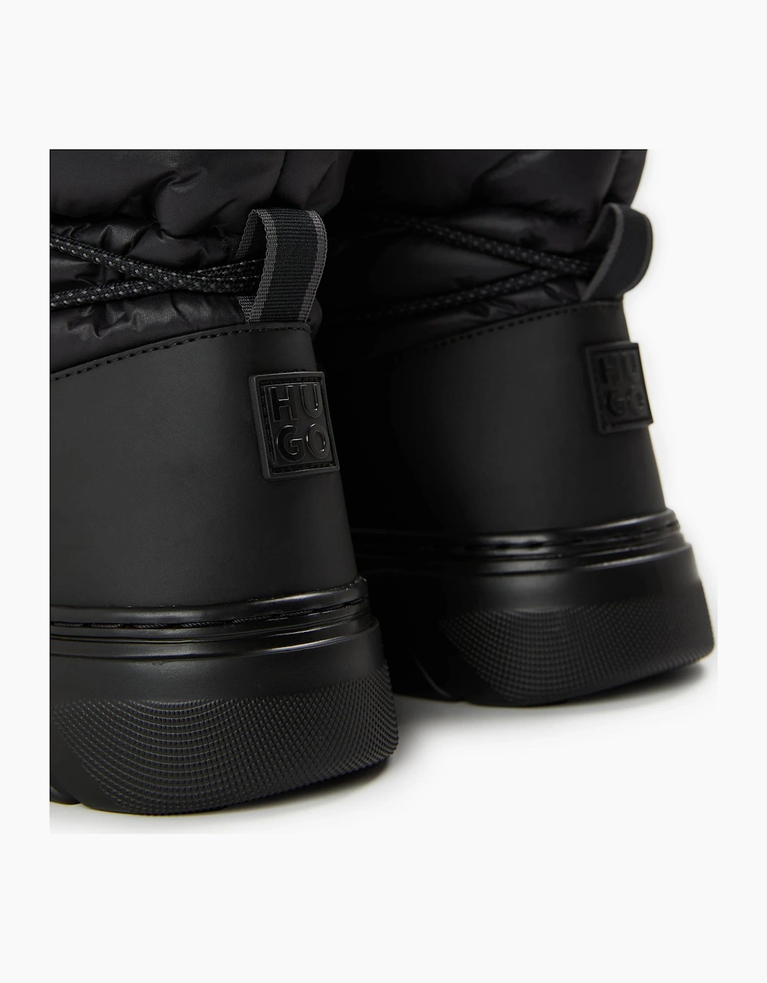 Halb Hi Top Sneakers