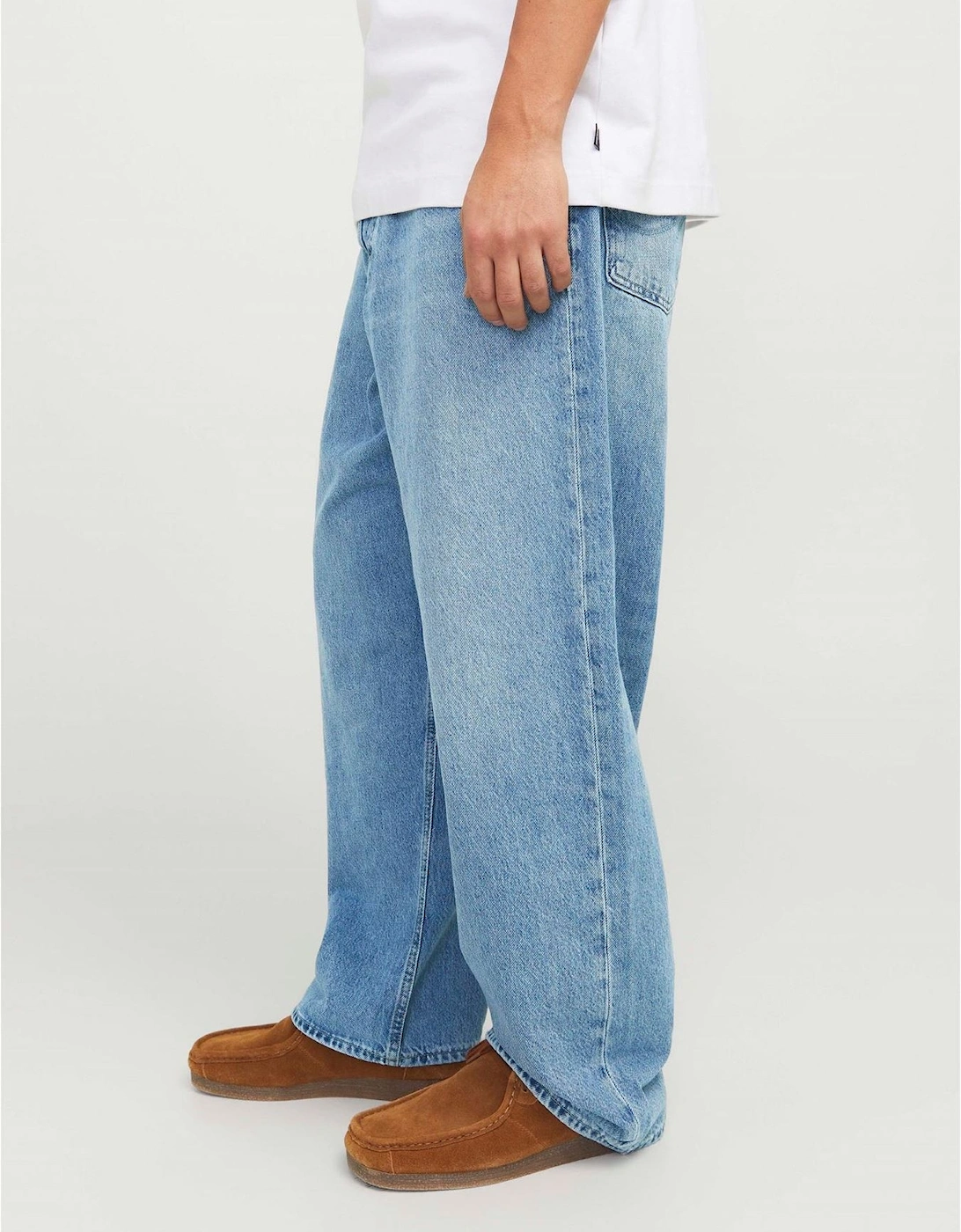 Wide Leg Mid Rise Jeans