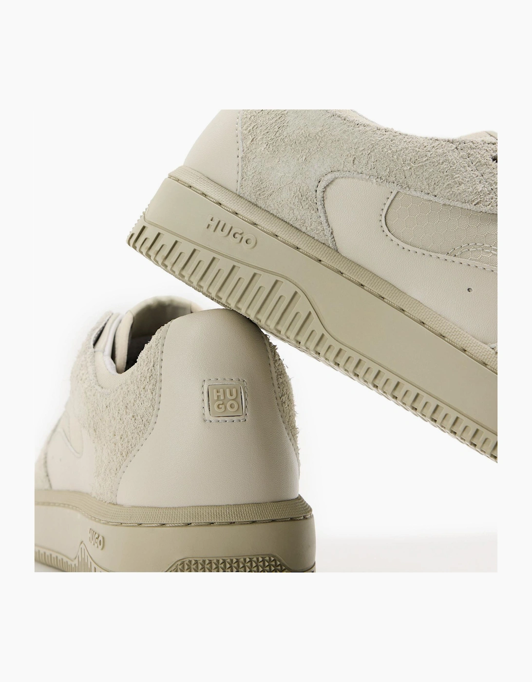 Tenn Canvas Low Top Sneakers