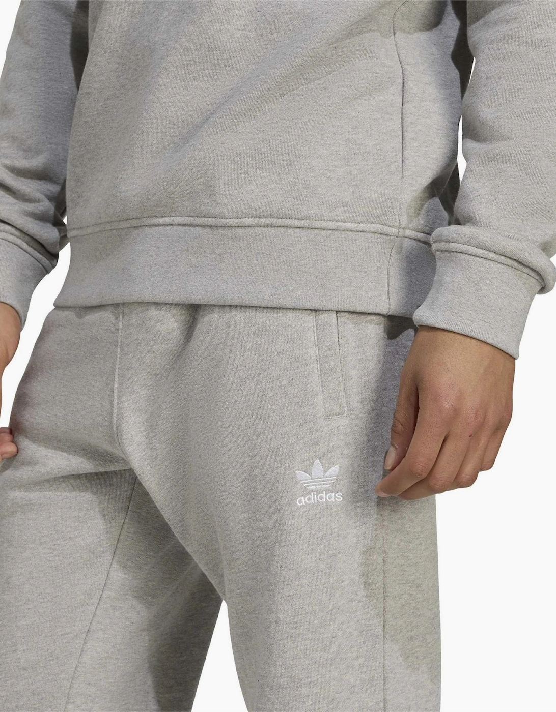 Trefoil Solid Patterned Slim Joggers