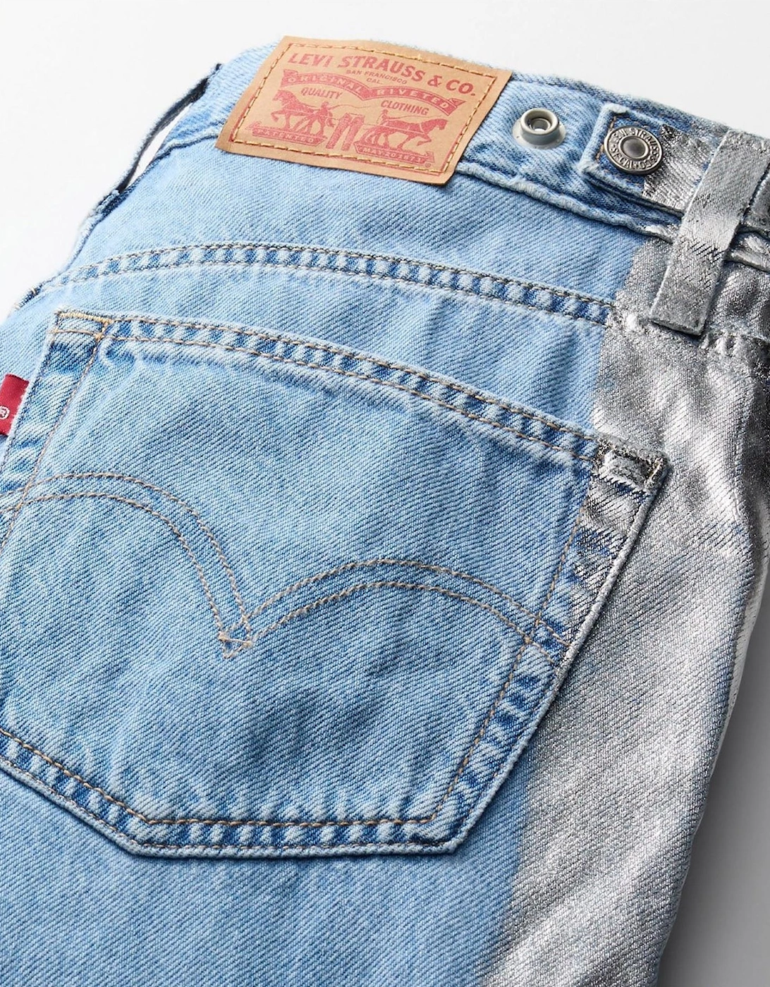 Cinch Wide Leg Jeans