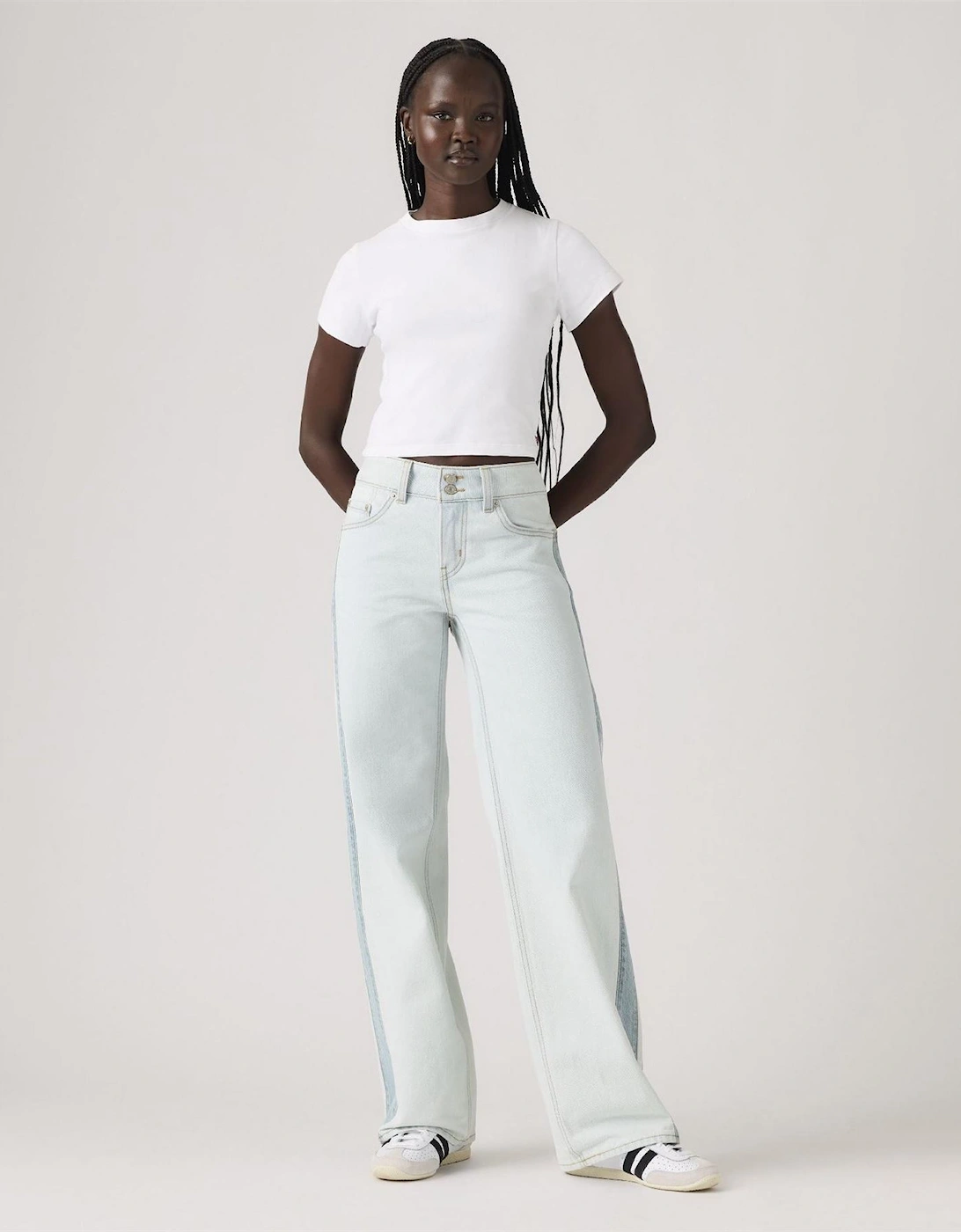 Low Rise Wide Leg Jeans
