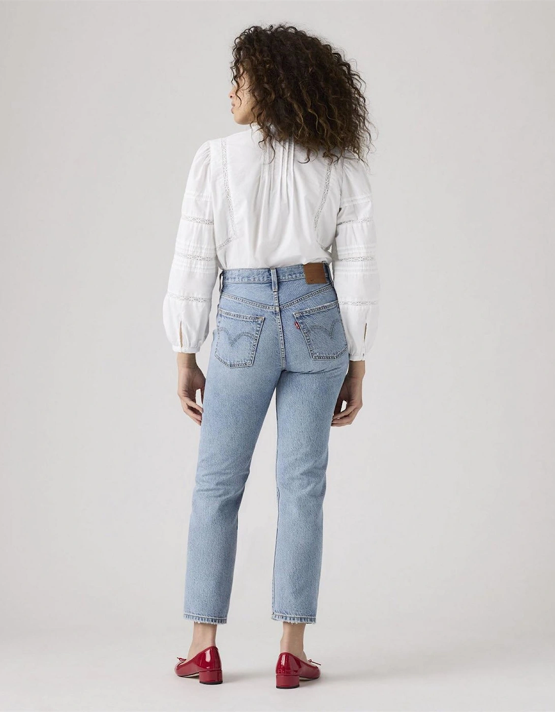 501 Crop Lightweight Straight Leg Jeans