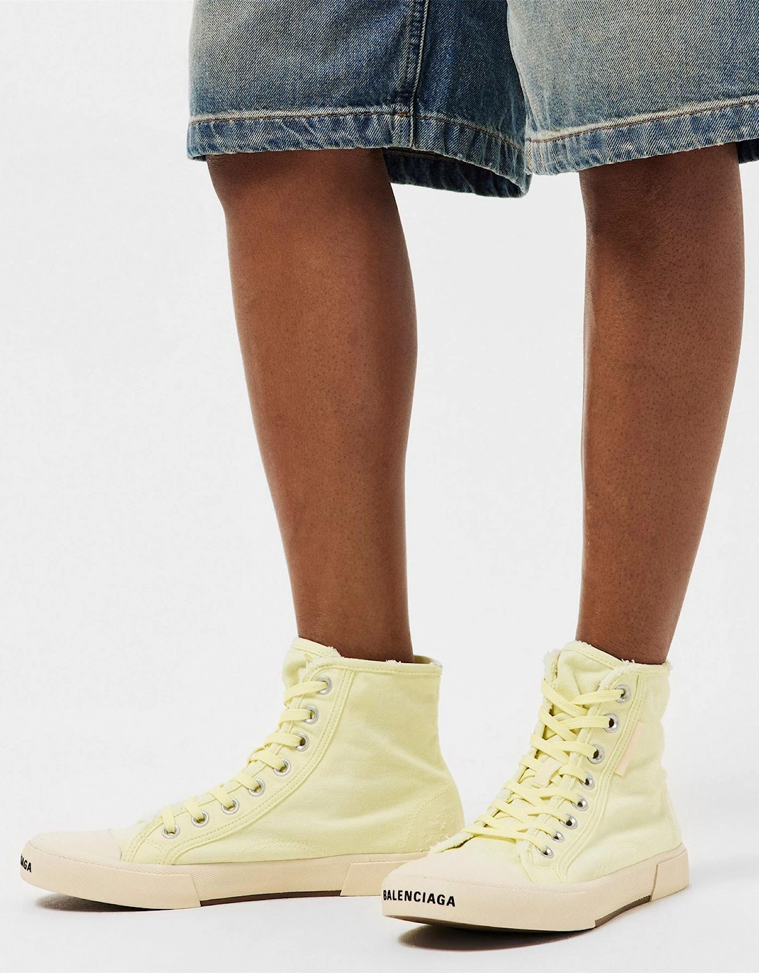 Ankle Length Sneakers