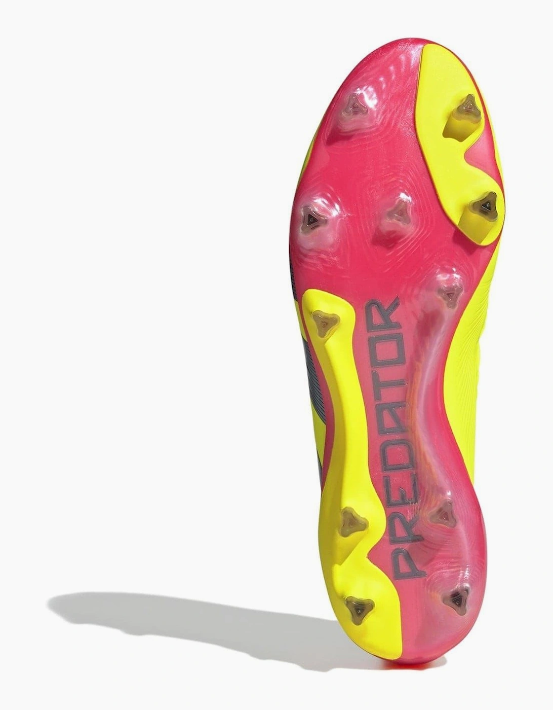 Predator 24 Elite Low Firm Ground Football Boots