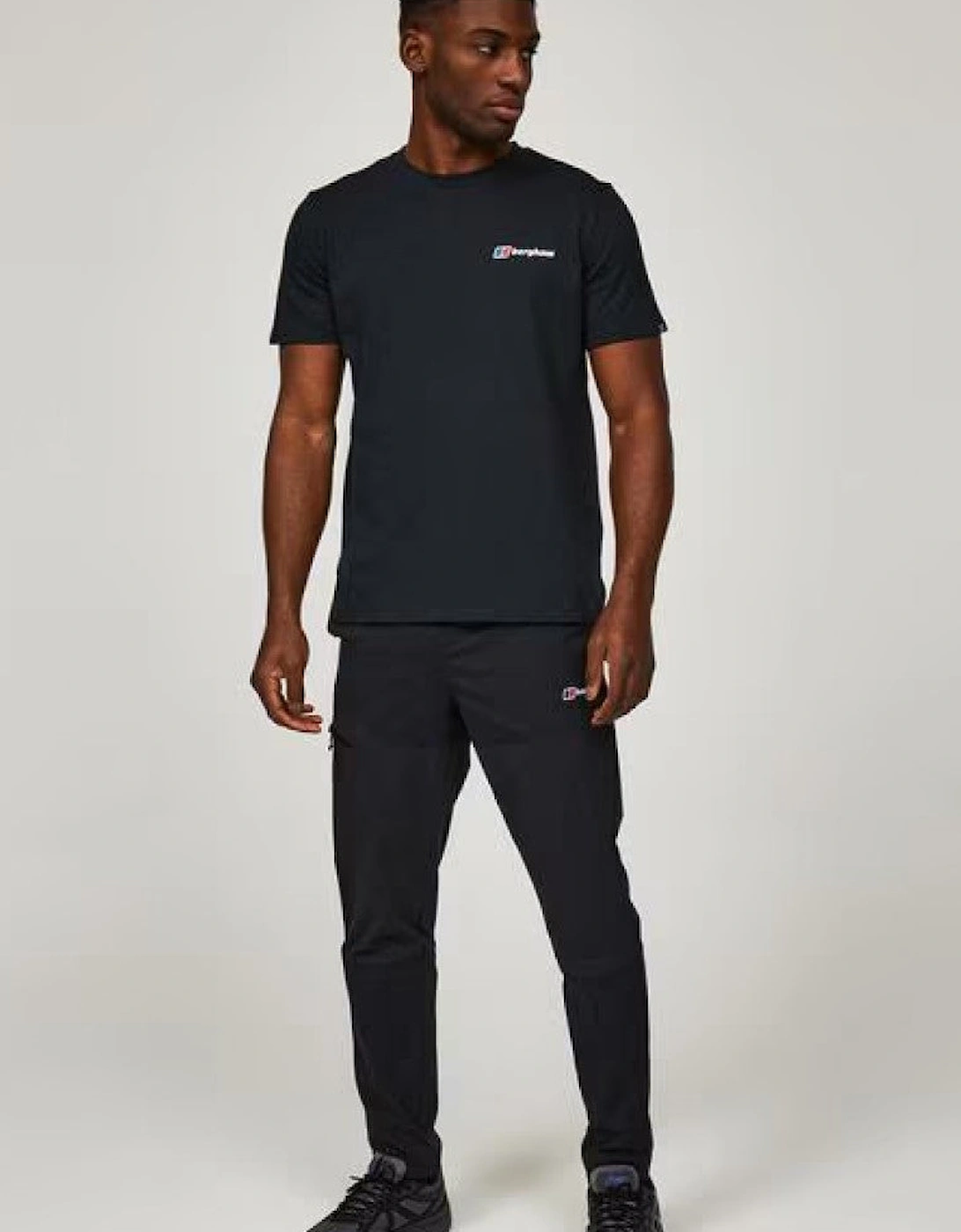 Berghaus Mens Everest Landmark Mountain Ridge Graphic T Shirt in Black