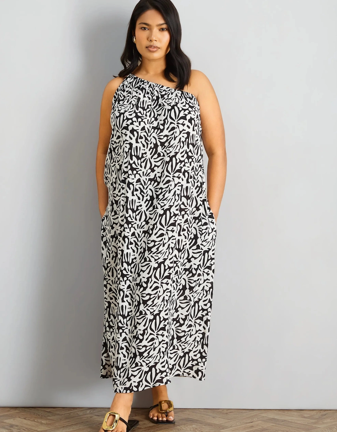Mono Print One Shoulder Crinkle Maxi Dress
