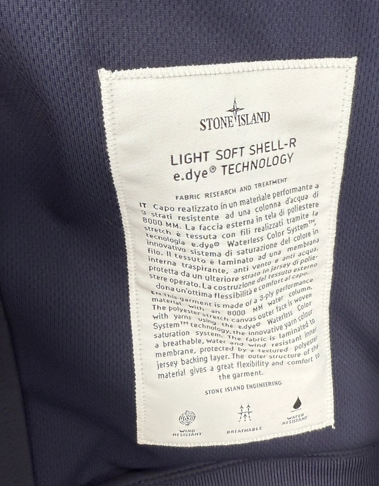 Stone Island Light Soft Shell-R e.dye Jacket in Navy