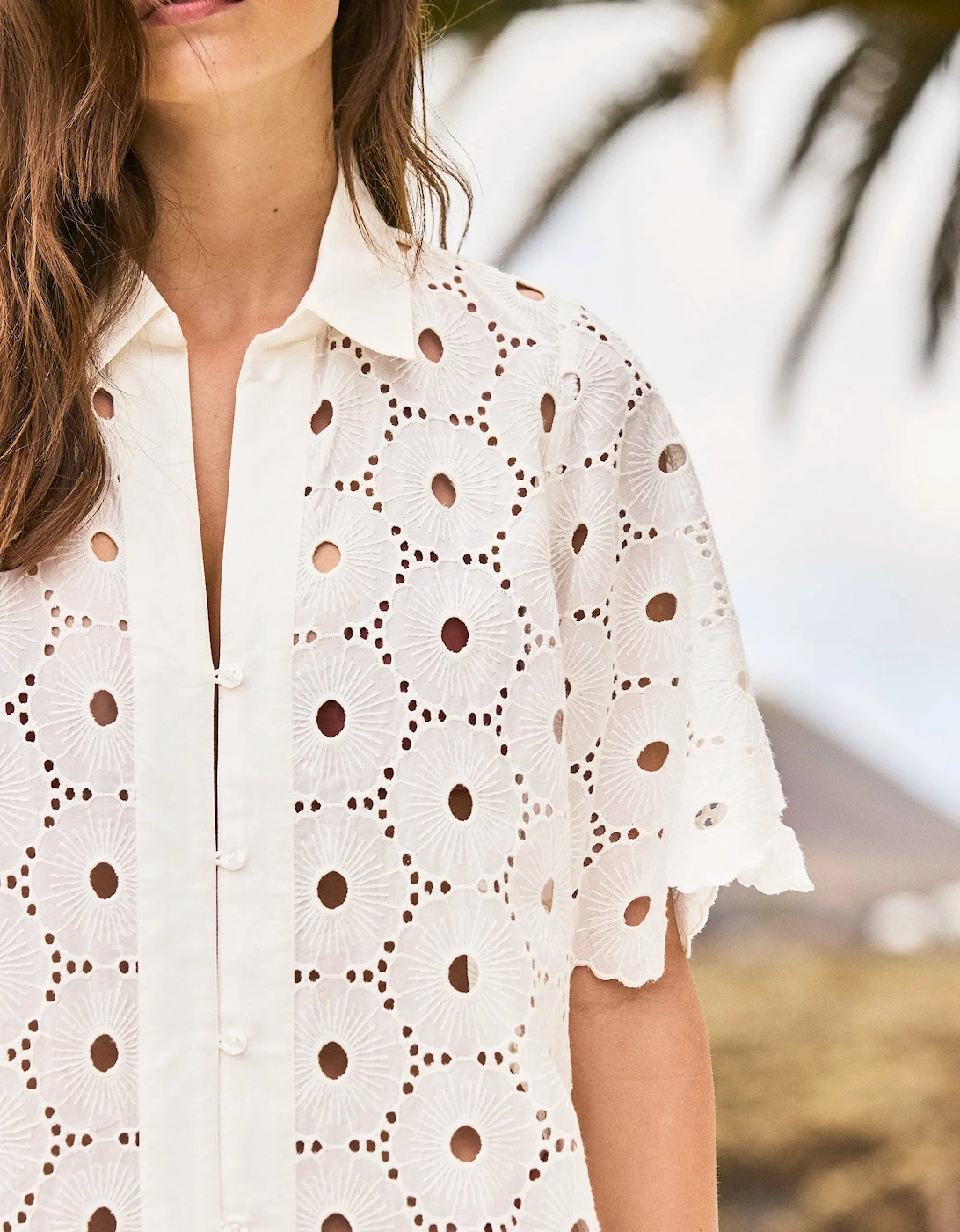 Petite Ivory Broderie Scallop Sleeve Shirt Dress