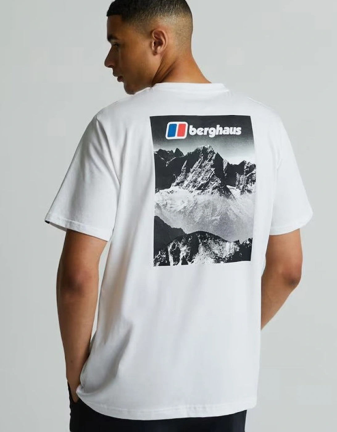 Berghaus Mens Alpine Peak Graphic Mountain Threshold T Shirt in White