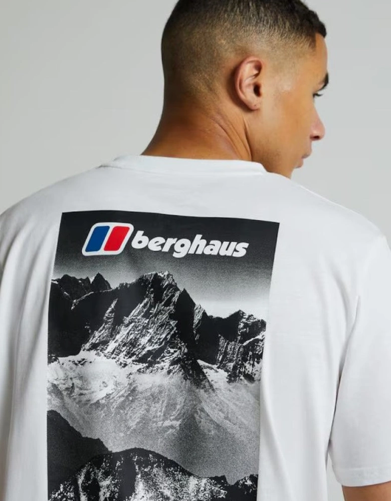Berghaus Mens Alpine Peak Graphic Mountain Threshold T Shirt in White