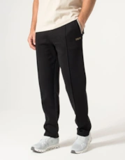 002 Black