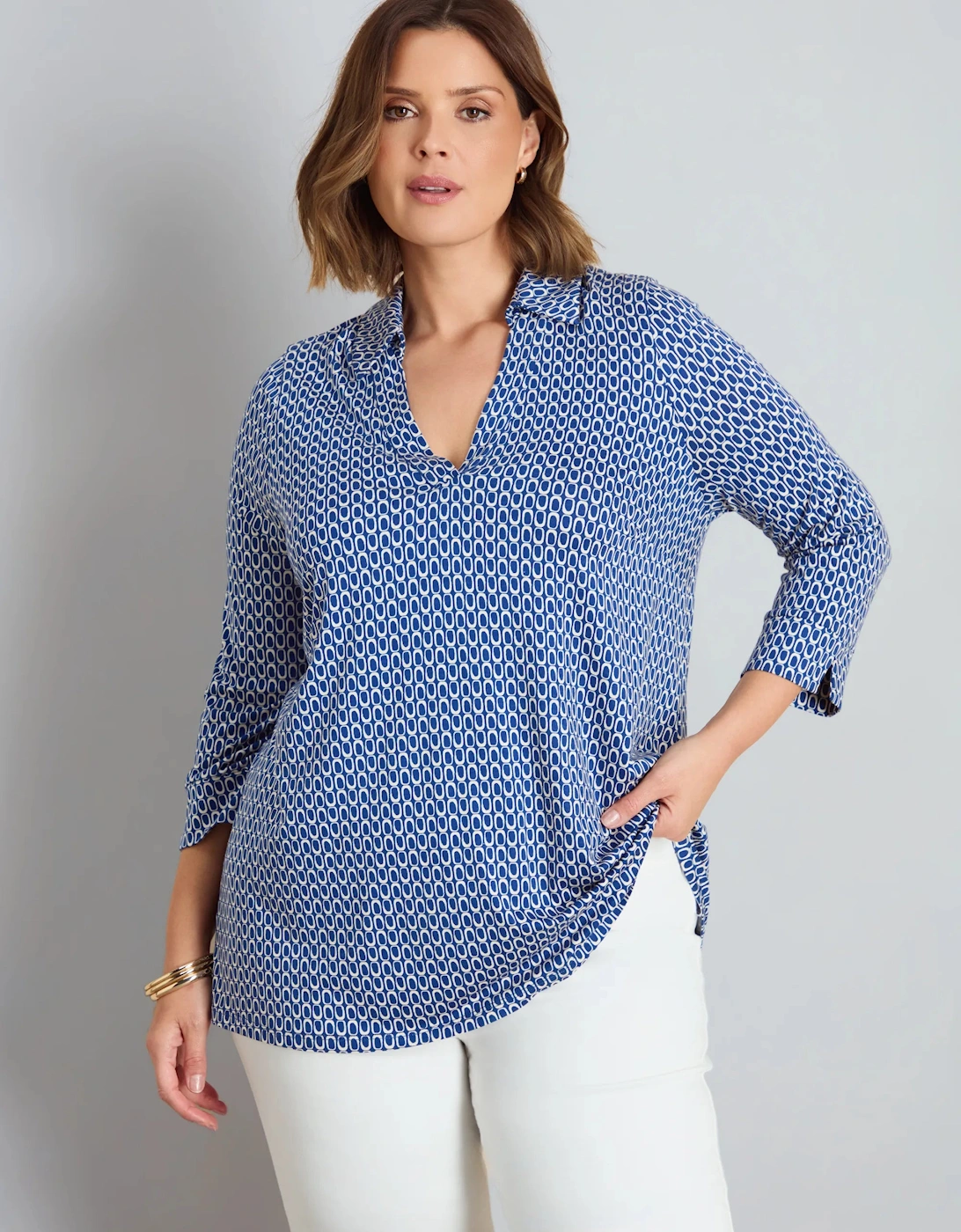 Live Unlimited London Live Unlimited London Women's Blue Geo Print 3/4 Sleeve Collared V-Neck Jersey Top
